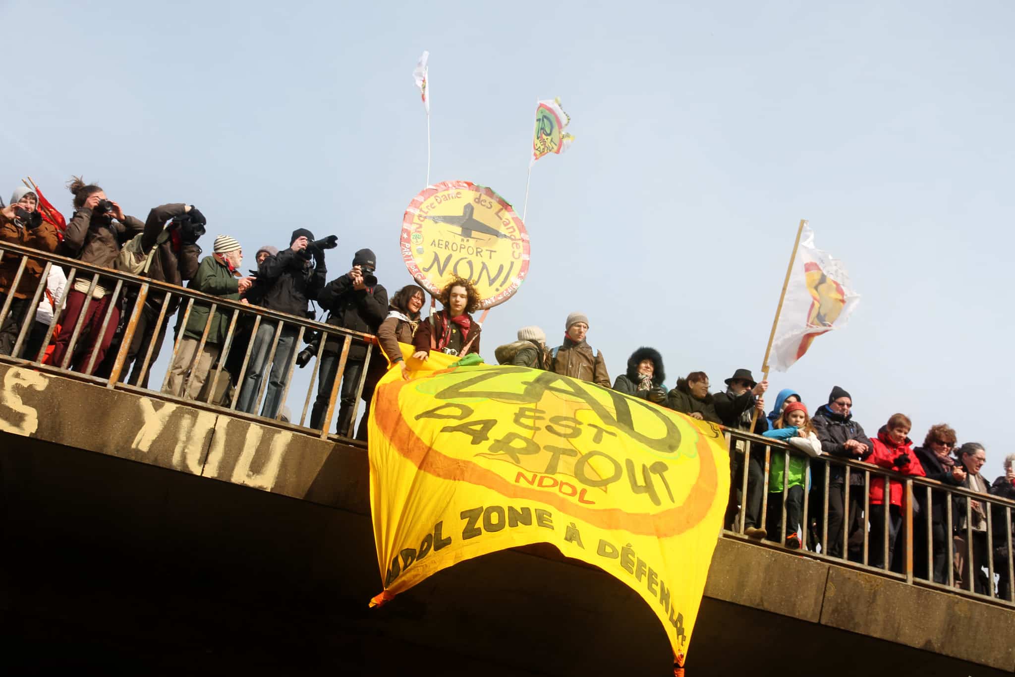 Loi ASAP : le projet de loi écocidaire et antisocial qui veut bétonner ...